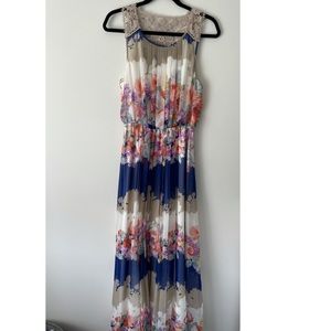 Jessica Simpson Maxi Dress